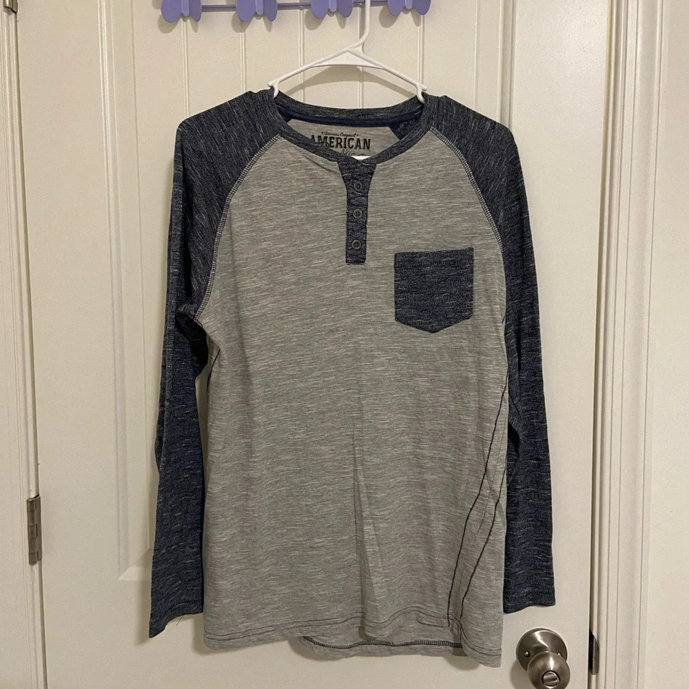 American Republic‎ men’s dual colored long sleeve shirt — small